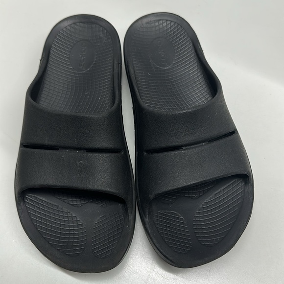 Oofos ooahhh Sandal Slides Slip On Orthopedic Shoes Black Men's Size 12 - Picture 2 of 8